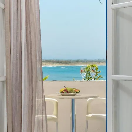 Diogenis * Naxos City